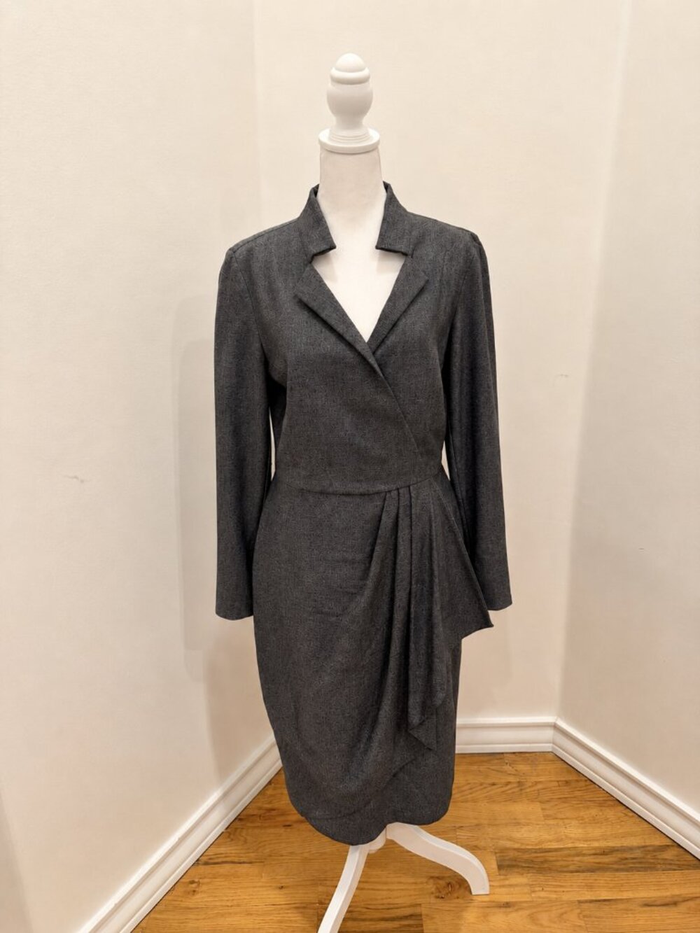 Max Mara Made in Italy Charcoal Wool & Silk Draped Wrap Midi Dress NWT Size 8 - Picture 2 of 15
